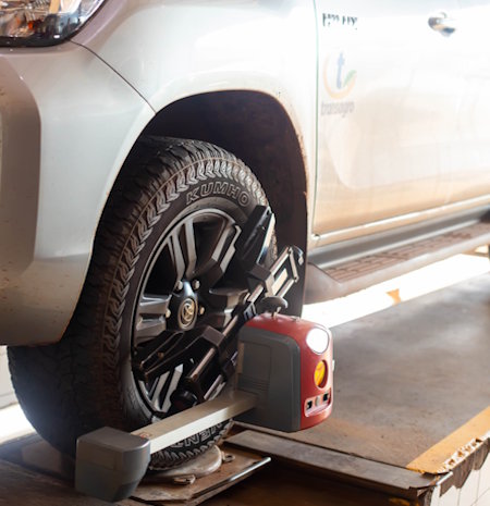 Alineacion y Balanceo de vehiculos livianos y pesados